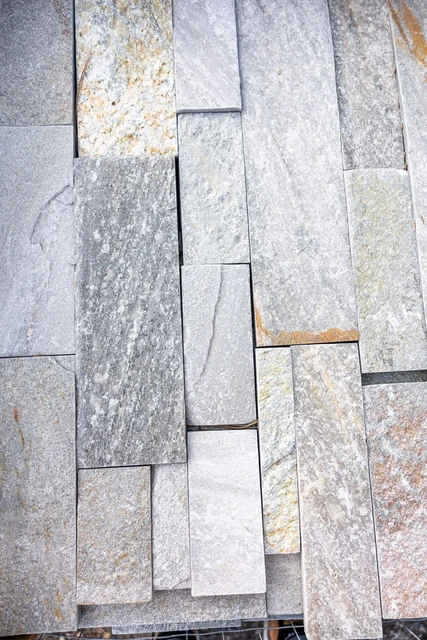 Silver Strike: Silver Strike cut tile faces.